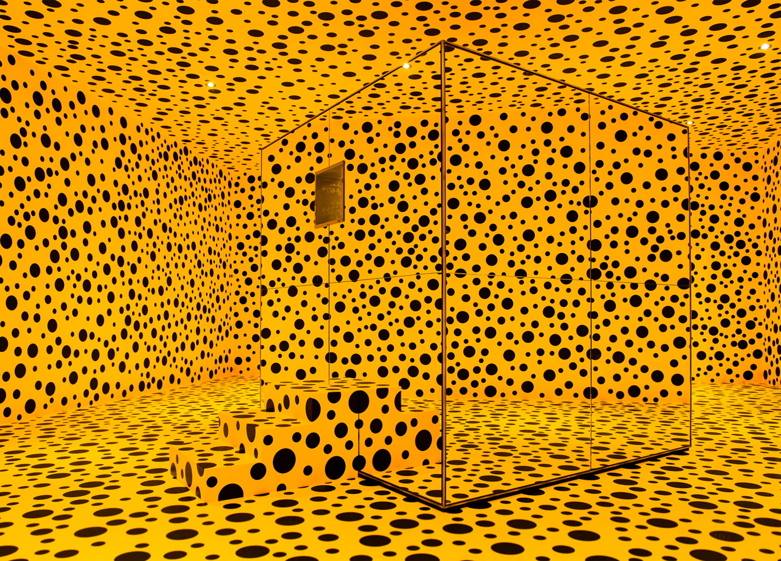 Yayoi Kusama - Infinity