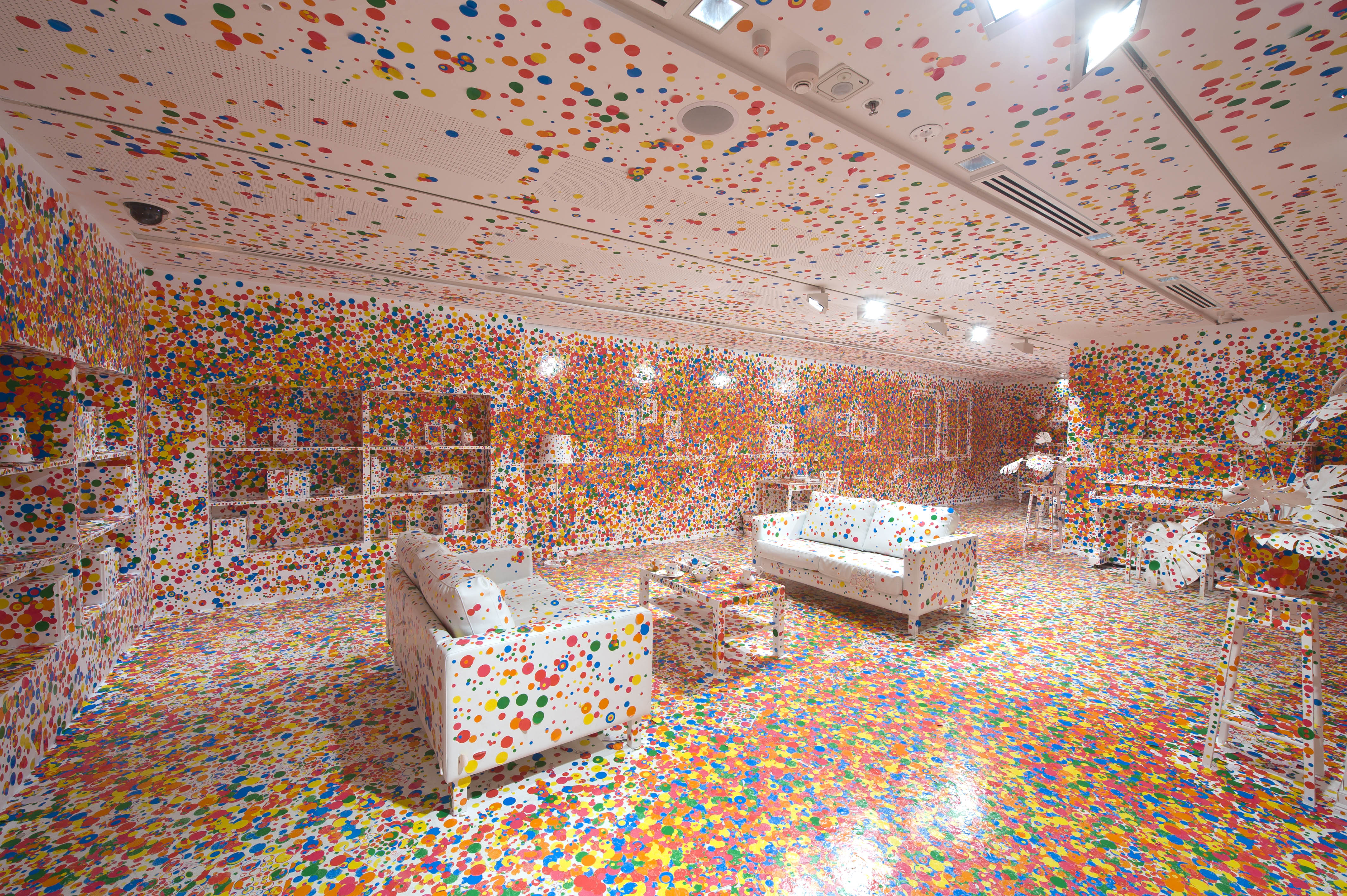 Yayoi Kusama: Look Now, See Forever Gallery of Modern Art installation view
